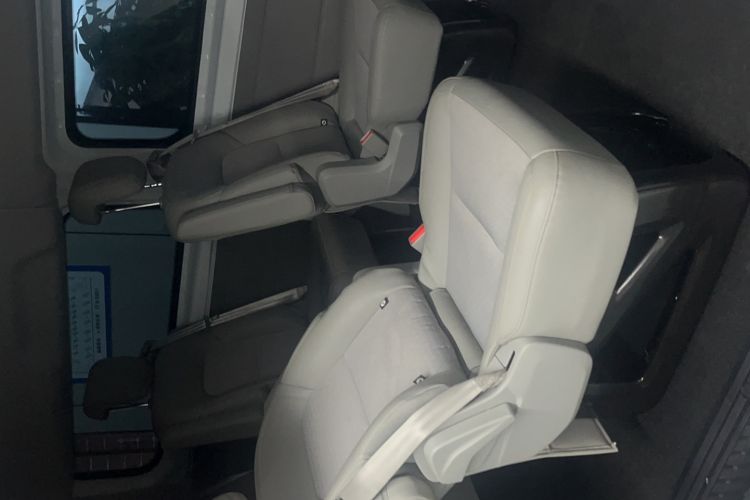 Used Ford Transit 2023 2.0T Diesel Automatic Commercial & Travel Model Mid-axle Medium Roof 7/8/9-Seater Interior 1