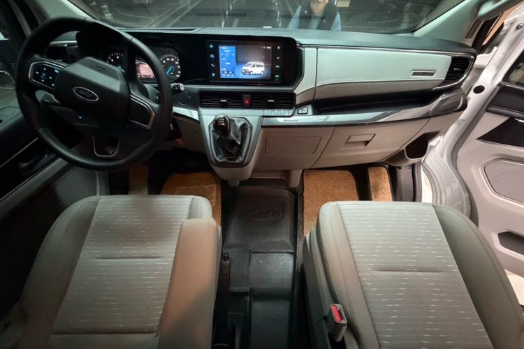Used Ford Transit 2023 2.0T Diesel Manual Commercial & Travel Short Wheelbase Low-Roof 7/8/9-Seater Interior 1