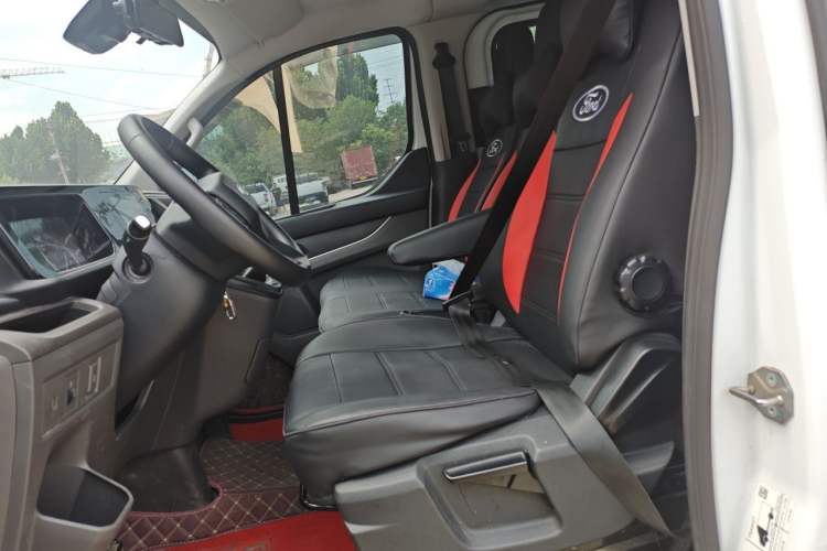 Used Ford Transit 2023 2.0T Diesel Manual Multifunction Commercial Vehicle Mid-axle Mid-roof 5/6 Seats Left Front Seat