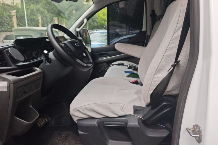 Used Ford Transit 2023 2.0T Diesel Automatic Multi-Function Commercial Vehicle Short Wheelbase Low Roof 5/6 Seats Left Front Seat