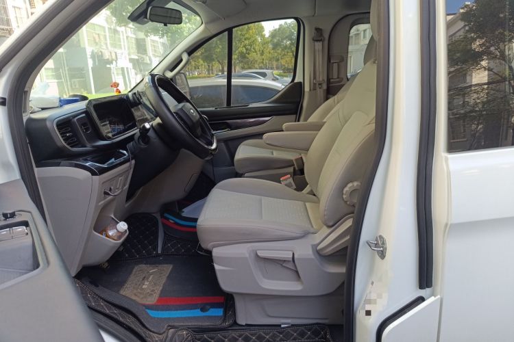 Used Ford Transit 2023 2.0T Diesel Manual Commercial & Travel Version Mid-axle Medium Roof 7/8/9-Seater Left Front Seat