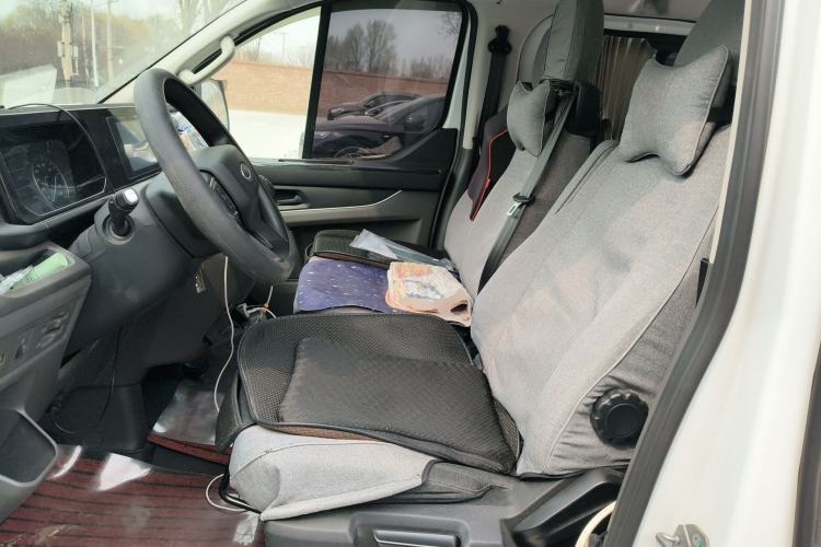 Used Ford Transit 2023 2.0T Gasoline Manual Multifunction Commercial Vehicle Short Wheelbase Low Roof 5/6 Seats Left Front Seat