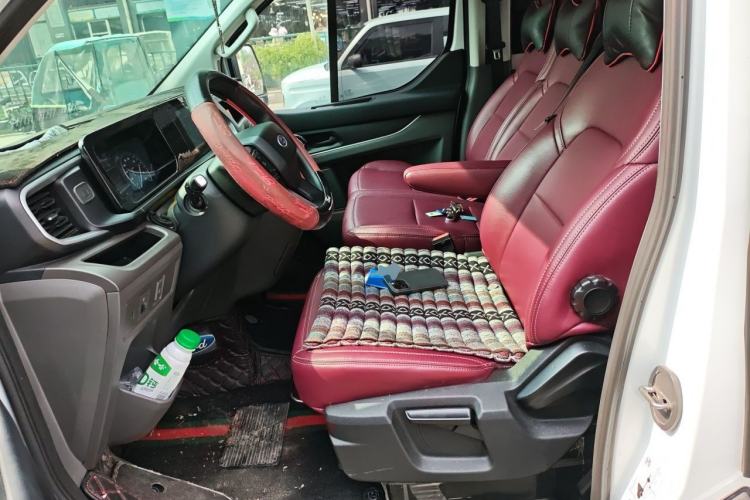 Used Ford Transit 2023 2.0T Diesel Manual Multifunction Commercial Vehicle Mid-axle Mid-roof 5/6 Seats Left Front Seat