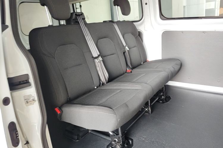 Used Ford Transit 2023 2.0T Diesel Manual Multifunction Commercial Vehicle Mid-axle Mid-roof 5/6 Seats Left Rear Seat