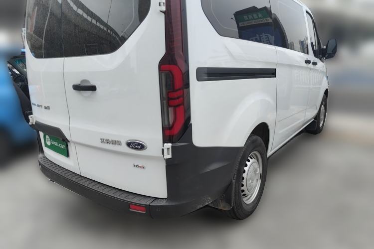 Used Ford Transit 2023 2.0T Diesel Manual Multifunction Commercial Vehicle Short Wheelbase Low Roof 5/6 Seats Rear Right 45 Deg
