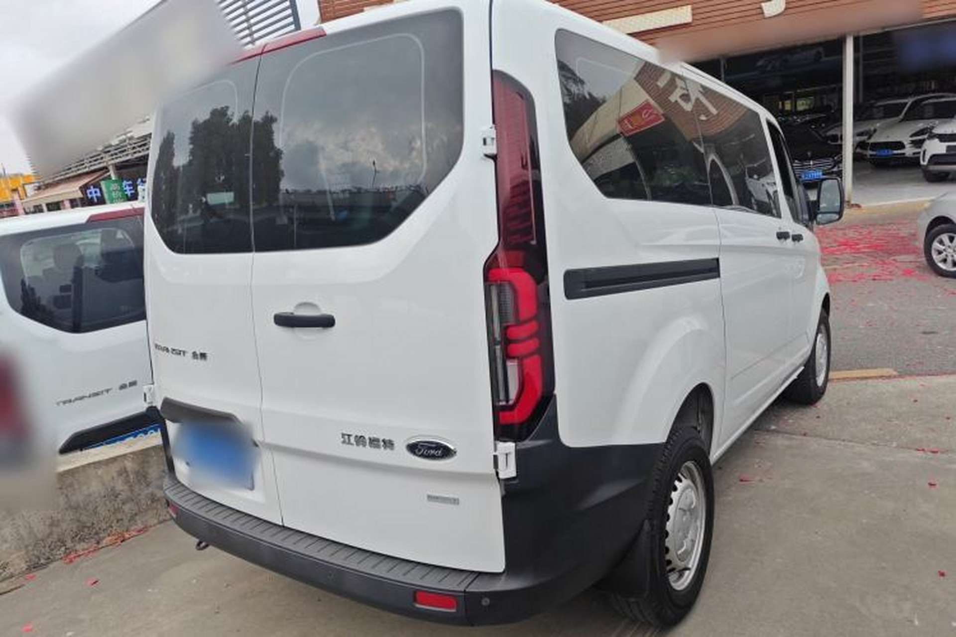 Used Ford Transit 2023 2.0T Gasoline Manual Multifunction Commercial Vehicle Short Wheelbase Low Roof 5/6 Seats Rear Right 45 Deg