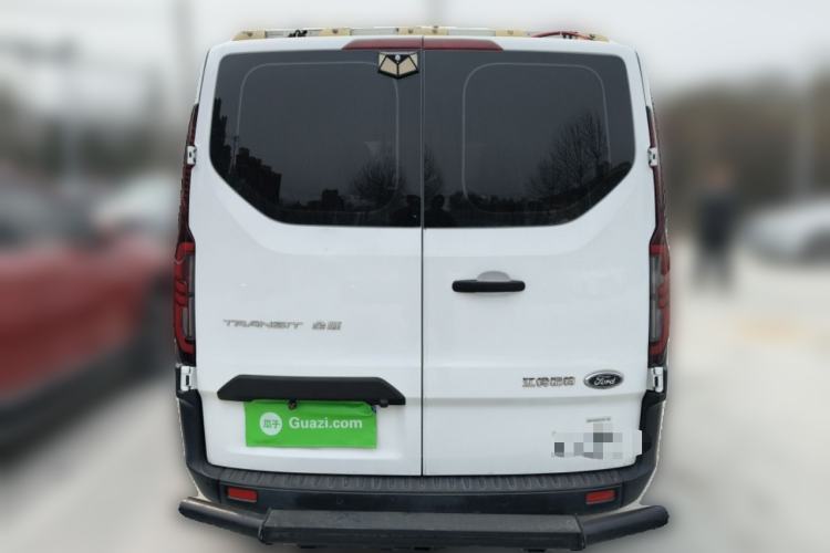 Used Ford Transit 2023 2.0T Gasoline Manual Multifunction Commercial Vehicle Short Wheelbase Low Roof 5/6 Seats Rear