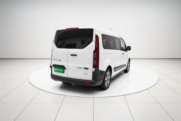 Used Ford Transit 2023 2.0T Diesel Manual Multifunction Commercial Vehicle Short Wheelbase Low Roof 5/6 Seats Rear