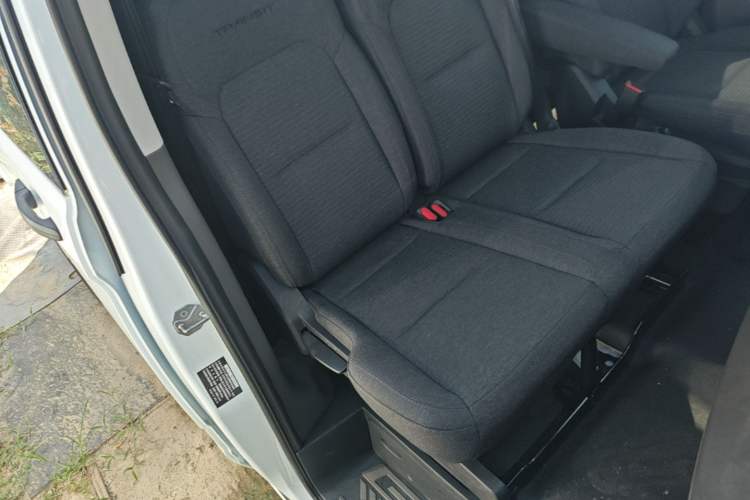Used Ford Transit 2023 2.0T Diesel Manual Multifunction Commercial Vehicle Short Wheelbase Low Roof 5/6 Seats Right Front Seat