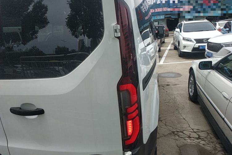 Used Ford Transit 2023 2.0T Diesel Manual Multifunction Commercial Vehicle Short Wheelbase Low Roof 5/6 Seats Right Rear Taillight