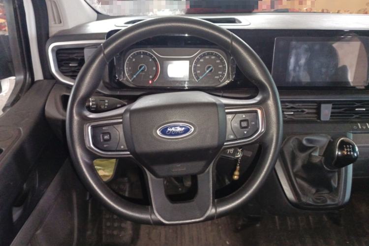 Used Ford Transit 2023 2.0T Diesel Manual Multifunction Commercial Vehicle Short Wheelbase Low Roof 5/6 Seats Steering Wheel