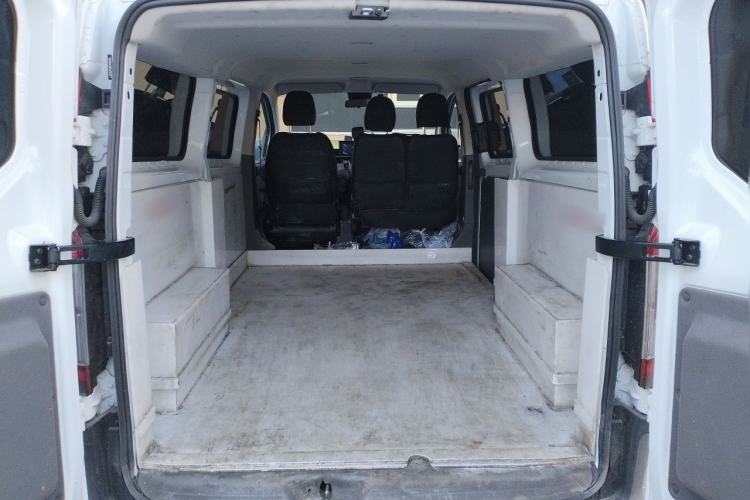Used Ford Transit 2023 2.0T Gasoline Automatic Multi-Purpose Commercial Vehicle Mid-Drive Low-Roof Design 5/6 Seats Trunk