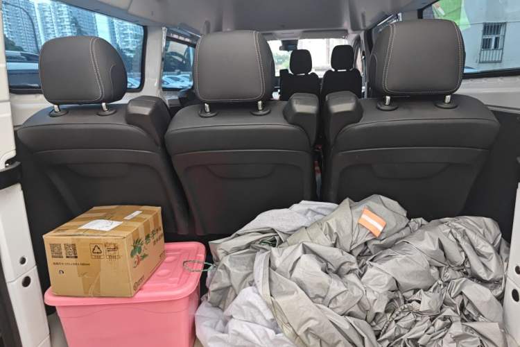Used Ford Transit 2023 2.0T Diesel Automatic Multi-Purpose Commercial Vehicle Mid-Frame Mid-Roof 5/6 Seats Trunk