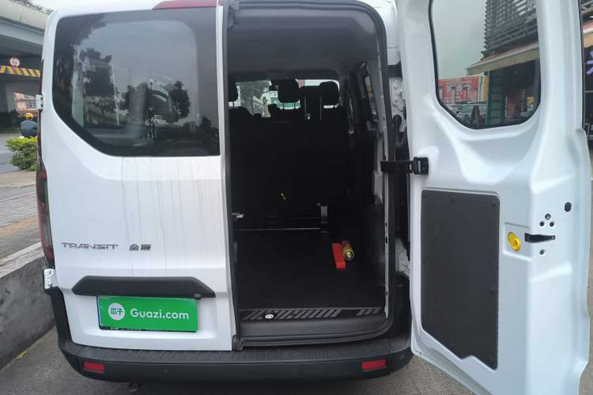 Used Ford Transit 2023 2.0T Gasoline Manual Multifunction Commercial Vehicle Short Wheelbase Low Roof 5/6 Seats Trunk