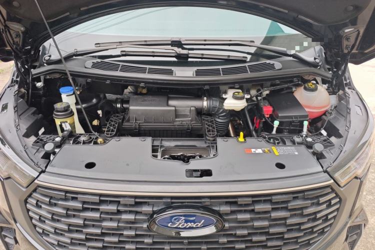 Used Ford Transit  Engine Bay