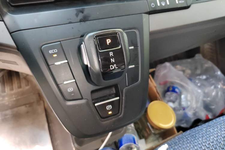 Used Ford Transit  Gear Lever
