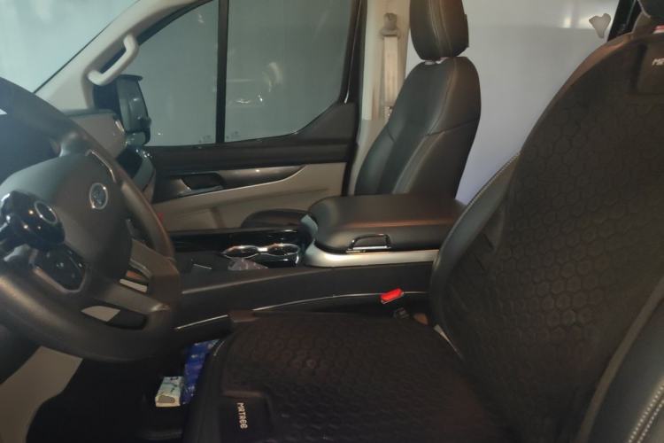 Used Ford Transit 2024 2.0T Gasoline Automatic Mid-Drive Mid-Roof Business-Class Bus Luxury Version with 7/8/9 Seats Left Front Seat