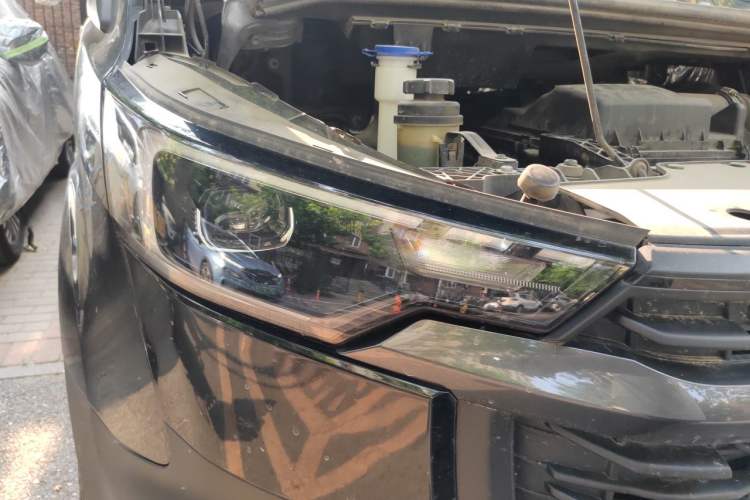 Used Ford Transit  Right Front Headlight