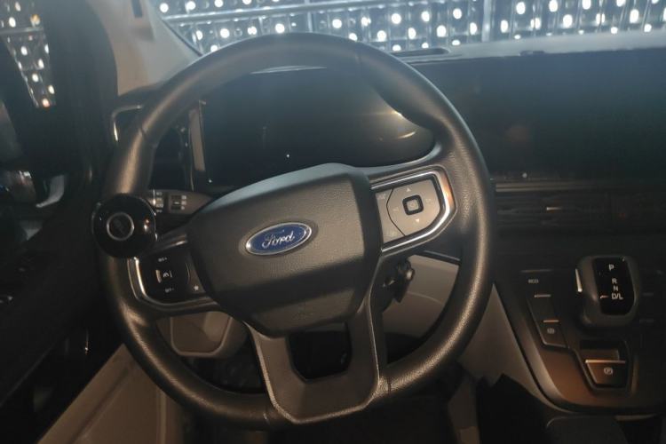 Used Ford Transit 2024 2.0T Gasoline Automatic Mid-Drive Mid-Roof Business-Class Bus Luxury Version with 7/8/9 Seats Steering Wheel
