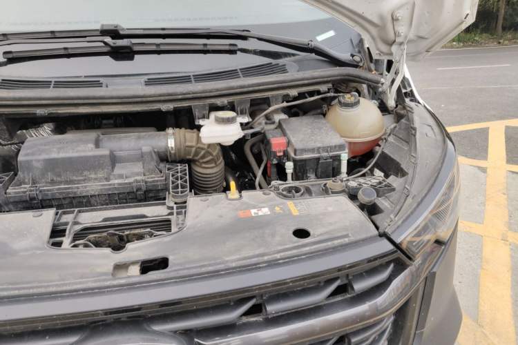 Used Ford Transit  Engine Bay Left