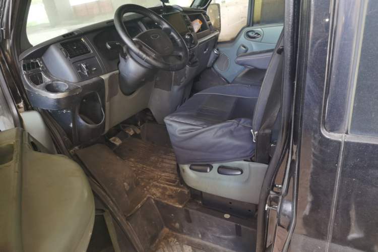 Used Ford Transit Custom 2009 2.4T Diesel Standard Version Long Wheelbase Mid-Roof China III Standard Driver Seat
