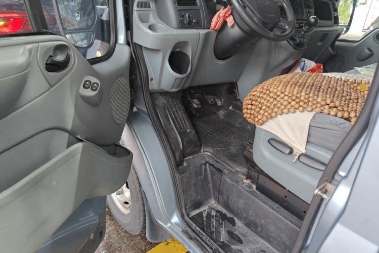 Used Ford Transit Custom 2009 2.4T Diesel Standard Version Short Wheelbase Low Roof China III Standard Driver Seat