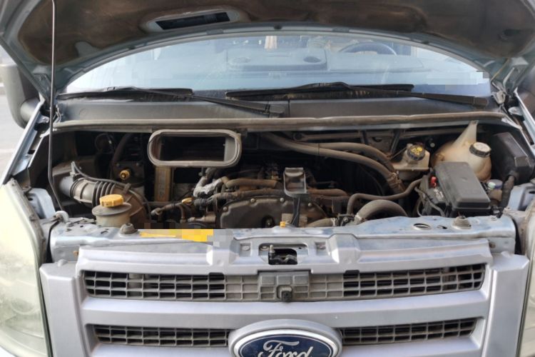 Used Ford Transit Custom 2009 2.4T Diesel Standard Version Short Wheelbase Mid-Roof China Stage III Engine Bay