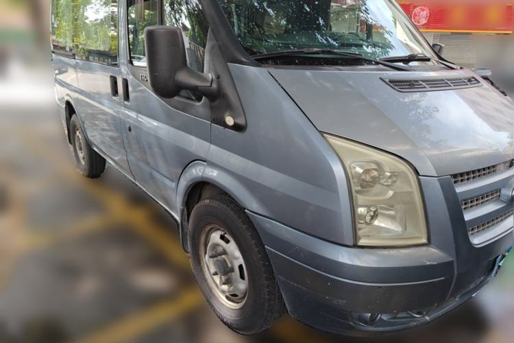 Used Ford Transit Custom 2009 2.4T Diesel Standard Version Short Wheelbase Low Roof China III Standard Front Right 45 Deg