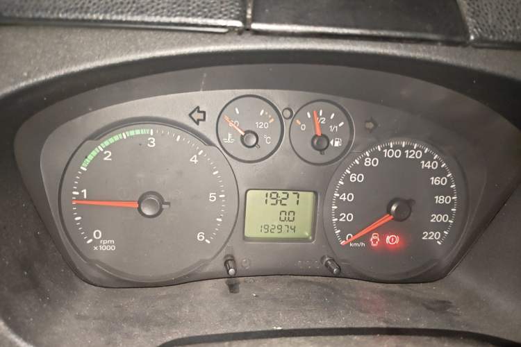 Used Ford Transit Custom 2009 2.4T Diesel Luxury Short Wheelbase Mid-Roof Emission Standard III Instrument Cluster