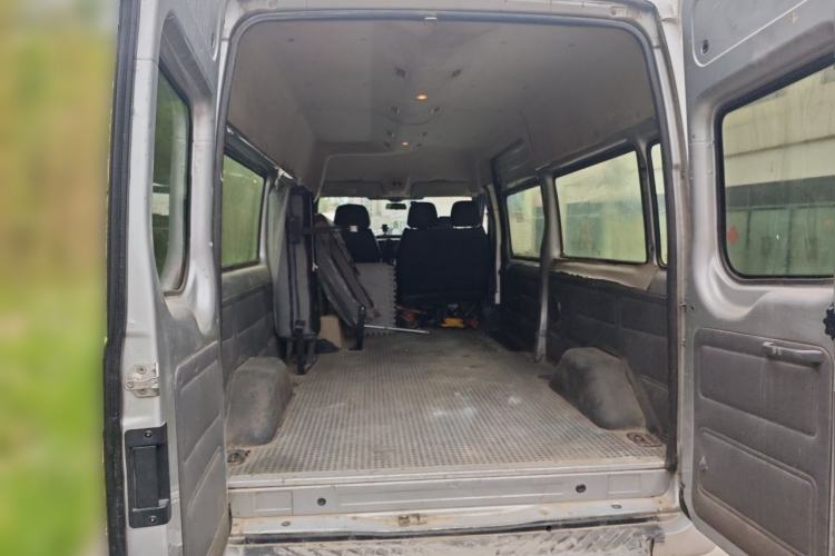 Used Ford Transit Custom 2009 2.4T Diesel Multi-Function Long Wheelbase Mid-Roof Emission Standard III Trunk