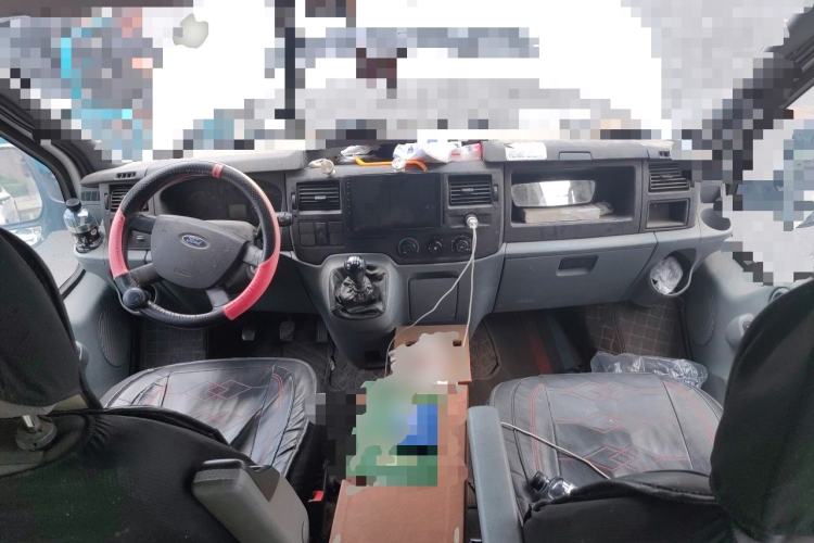Used Ford Transit Custom 2009 2.4T Diesel Multi-Function Long-Wheelbase High-Roof Vehicle China Stage III Center Console