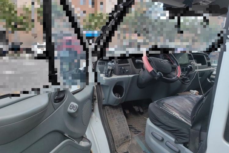 Used Ford Transit Custom 2009 2.4T Diesel Multi-Function Long-Wheelbase High-Roof Vehicle China Stage III Driver Seat