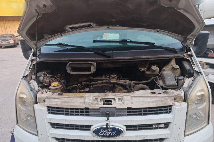 Used Ford Transit Custom 2009 2.4T Diesel Luxury Short Wheelbase Mid-Roof Emission Standard III Engine Bay