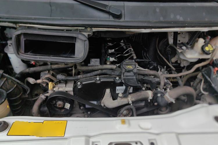 Used Ford Transit Custom  Engine Bay