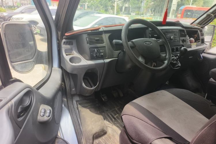 Used Ford Transit Custom 2013 2.4T Diesel Economical Long-Wheelbase Mid-Roof China IV Standard Driver Seat