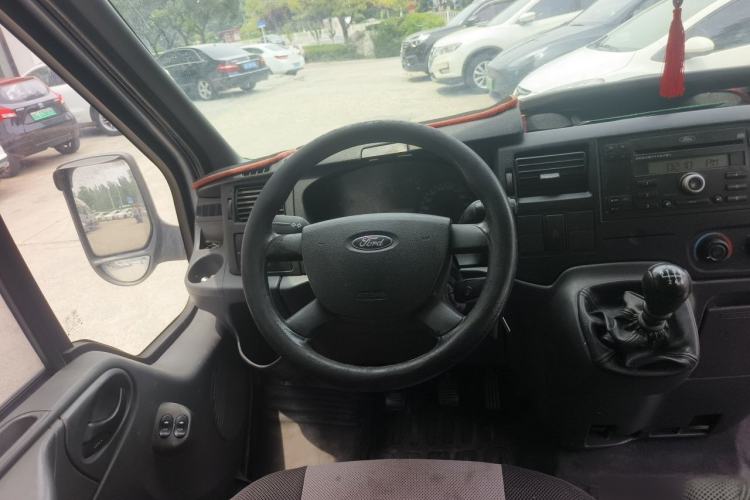 Used Ford Transit Custom 2013 2.4T Diesel Economical Long-Wheelbase Mid-Roof China IV Standard Steering Wheel