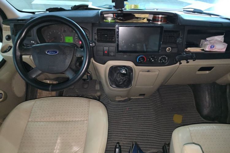 Used Ford Transit Custom 2013 2.4T Diesel Econo-Logistics Vehicle Short Wheelbase Mid-Roof China IV Standard Center Console