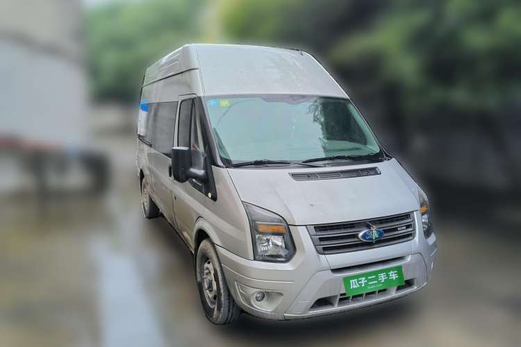 Used Ford Transit Custom 2013 2.4T Diesel Standard Version Long Wheelbase High Roof China IV Standard Front Right 45 Deg