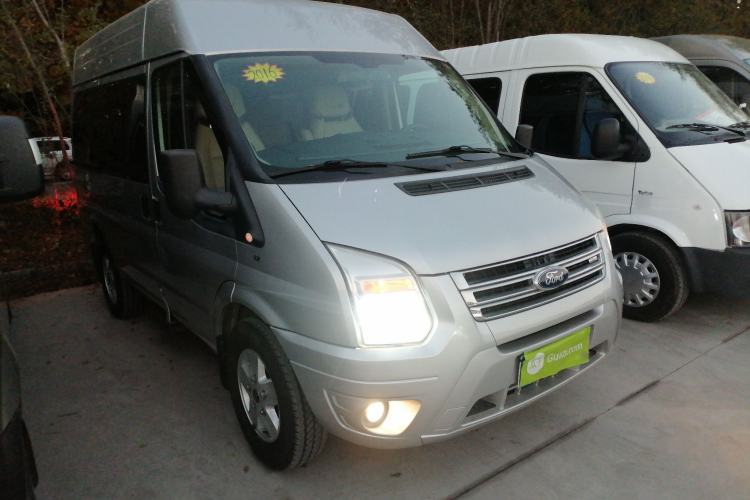 Used Ford Transit Custom 2013 2.4T Diesel Econo-Logistics Vehicle Short Wheelbase Mid-Roof China IV Standard Front Right 45 Deg