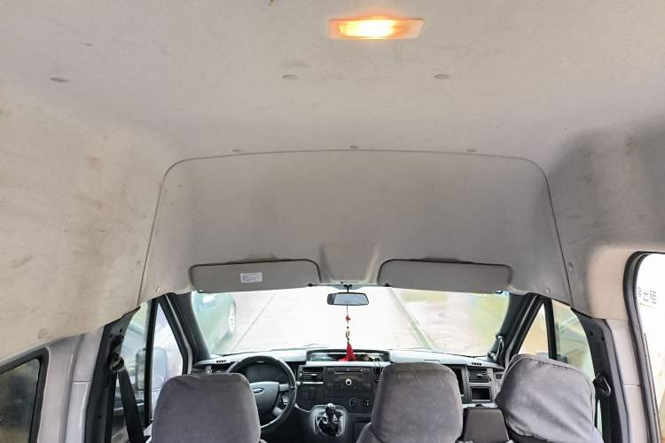 Used Ford Transit Custom 2013 2.4T Diesel Standard Version Long Wheelbase High Roof China IV Standard Headliner