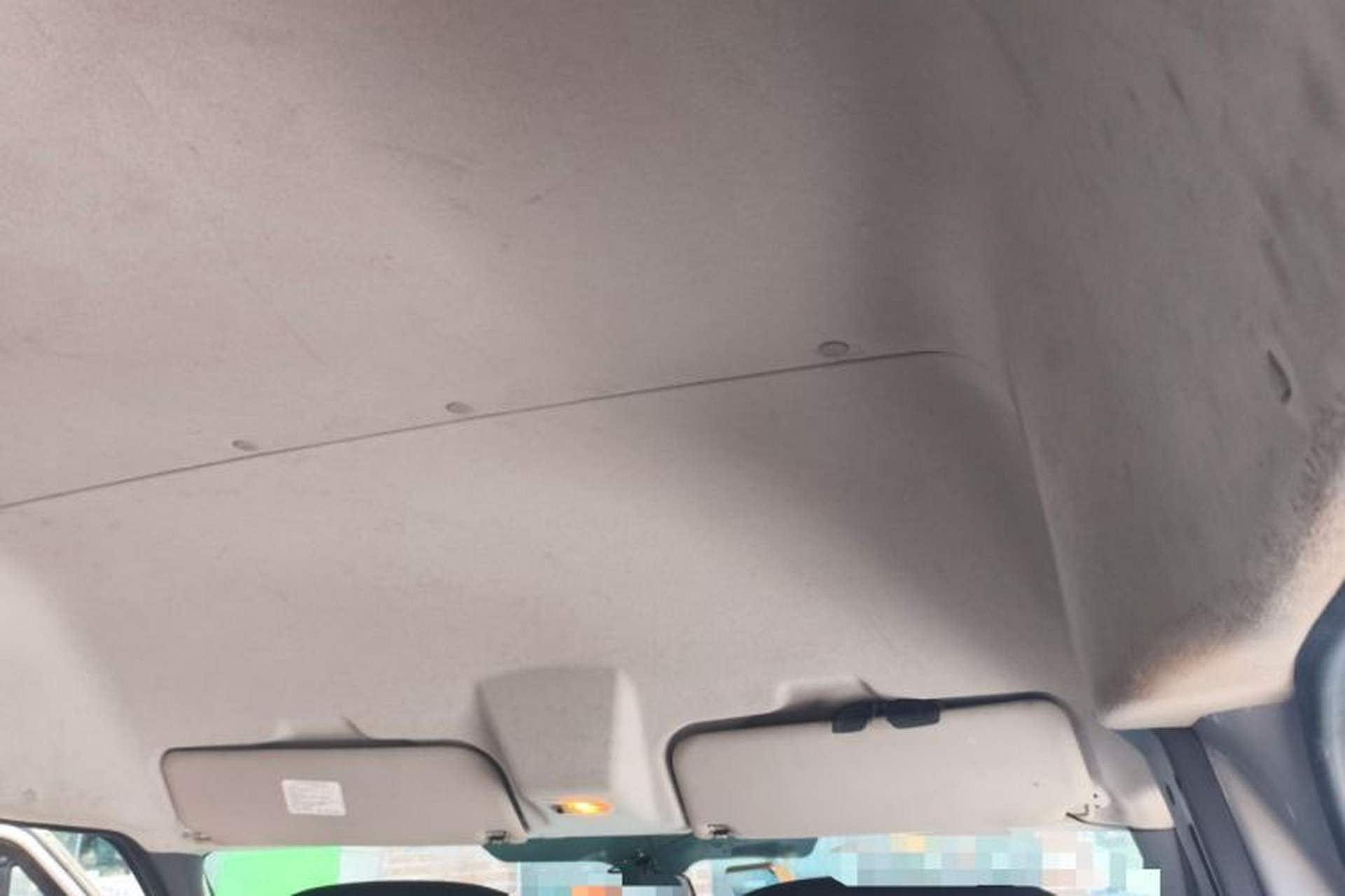 Used Ford Transit Custom 2013 2.4T Diesel Economical Logistics Vehicle Short Wheelbase Mid-Roof China III Standard Headliner