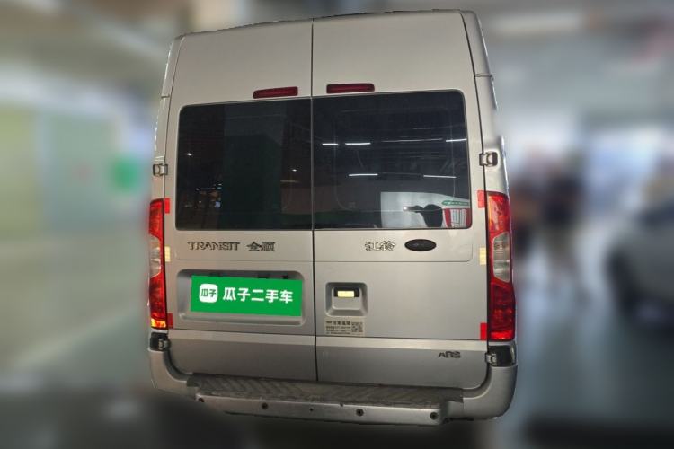 Used Ford Transit Custom 2013 2.4T Diesel Econo-Logistics Vehicle Short Wheelbase Mid-Roof China IV Standard Rear