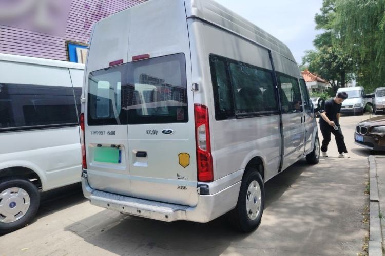 Used Ford Transit Custom 2013 2.4T Diesel Standard Version Long Wheelbase High Roof China IV Standard Rear Right 45 Deg
