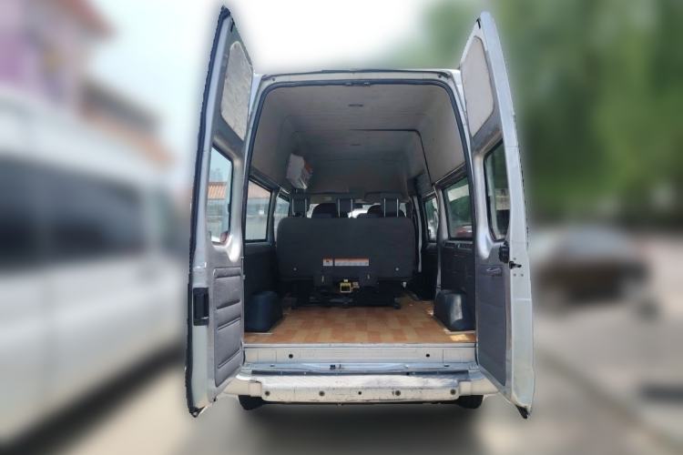 Used Ford Transit Custom 2013 2.4T Diesel Standard Version Long Wheelbase High Roof China IV Standard Trunk