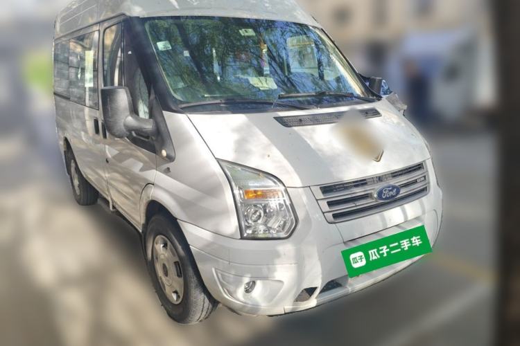 Used Ford Transit Custom 2013 2.4T Diesel Economical Logistics Vehicle Short Wheelbase Mid-Roof China III Standard Exterior 2