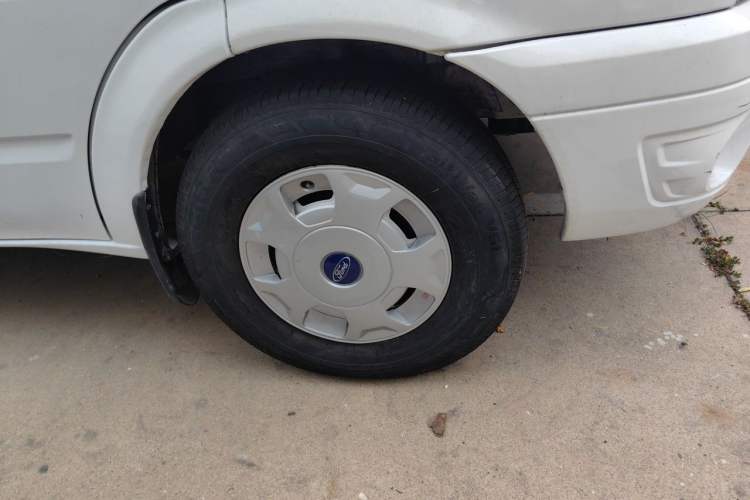 Used Ford Transit Custom  Right Front Wheel Hub