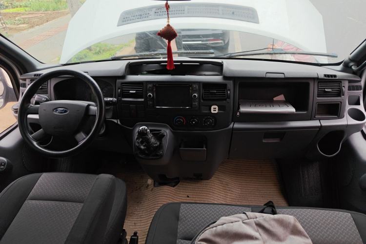 Used Ford Transit Custom 2015 2.4T Long-Wheelbase 7-Seater Mid-Height Multi-Purpose Vehicle Center Console