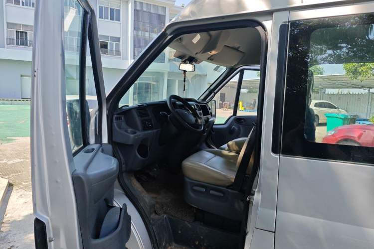 Used Ford Transit Custom 2015 2.4T Short-Wheelbase 6-Seater Mid-Roof Multi-Purpose Vehicle Driver Seat