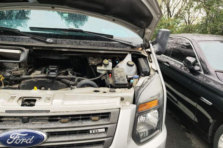 Used Ford Transit Custom 2015 2.4T Short-Wheelbase 6-Seater Mid-Roof Multi-Purpose Vehicle Engine Bay Left