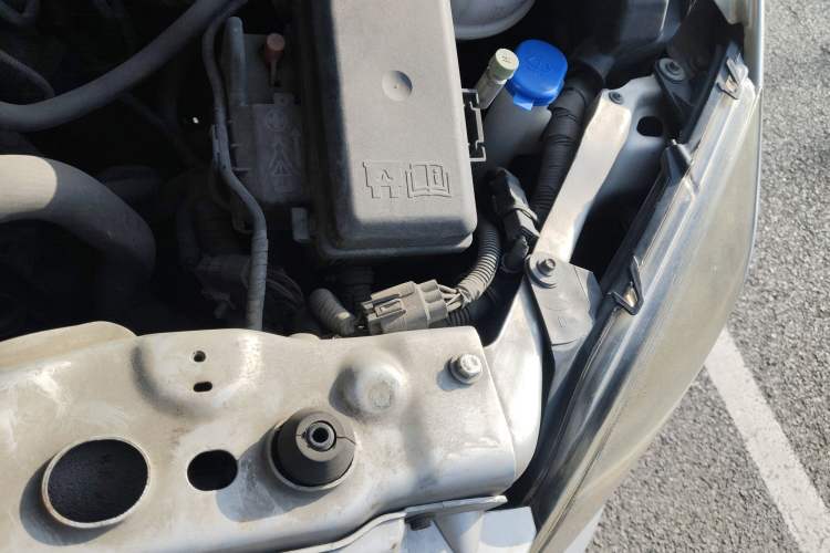 Used Ford Transit Custom 2015 2.4T Long-Wheelbase 7-Seater Mid-Height Multi-Purpose Vehicle Engine Bay Left